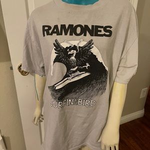 RAMONES SURFIN BIRD Shirt